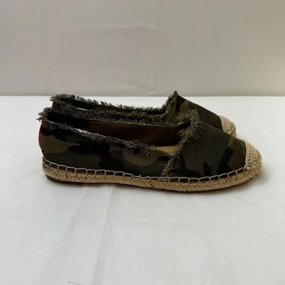 Nine West Camo Canvas Espadrille‎ Flats Green Neon Pink Frayed Edge Mens 7.5M